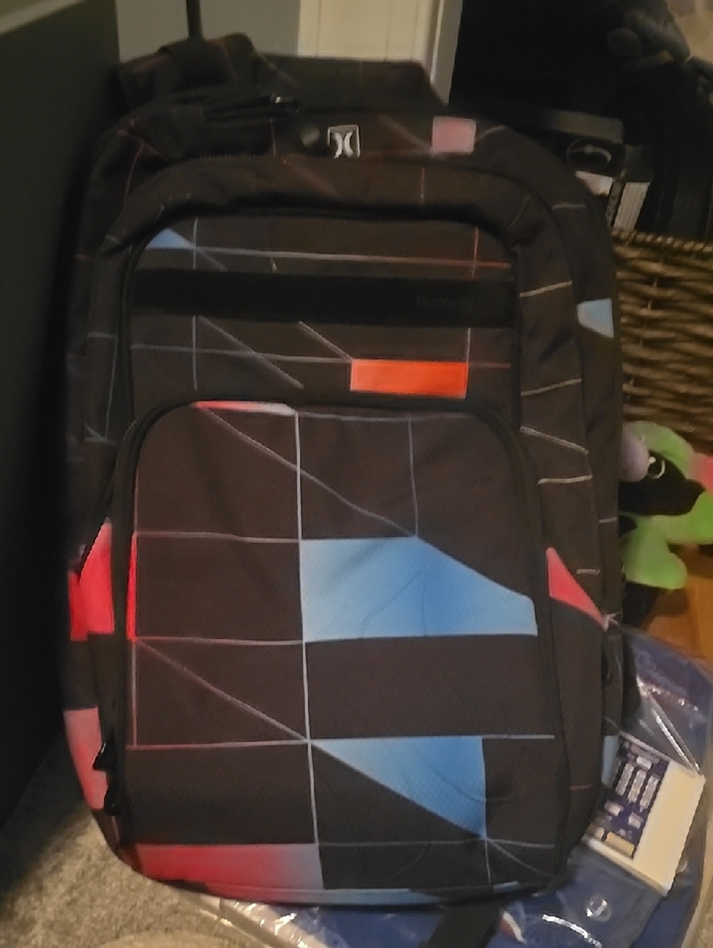 ❤️5/$25 Hurley Men’s Black Geometric Pattern Backpack with Blue & Red Accents